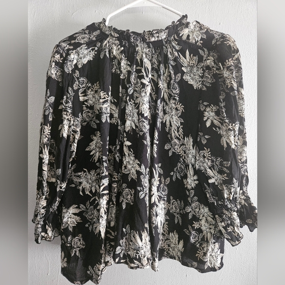 TODAY ONLY Free People Black and White Ruffled Blouse with Peter Pan Collar - Picture 3 of 6